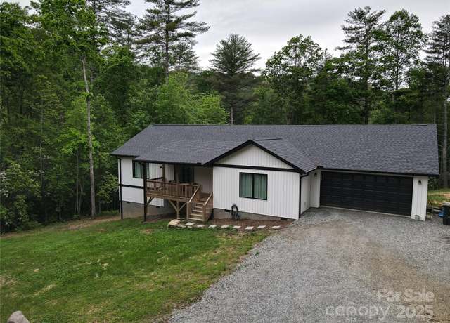 Property at 22 Larry Mcdonald Memorial Dr, Hendersonville, NC 28739, 3 beds, 2 baths