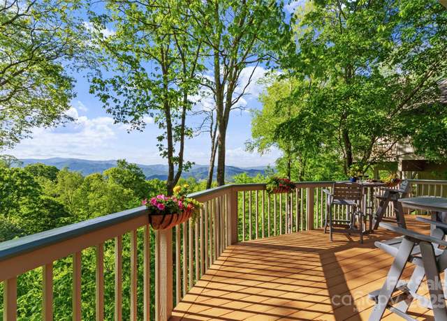 Property at 141 Ivy Ridge Rd, Burnsville, NC 28714, 4 beds, 4 baths