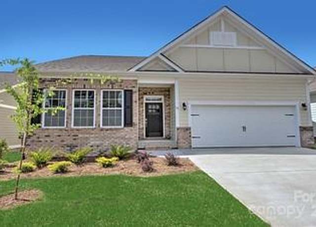 Property at 505 York Rd, Troutman, NC 28166, 4 beds, 3 baths