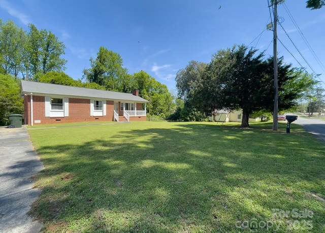 Property at 108 W Jefferson St, York, SC 29745, 3 beds, 2 baths
