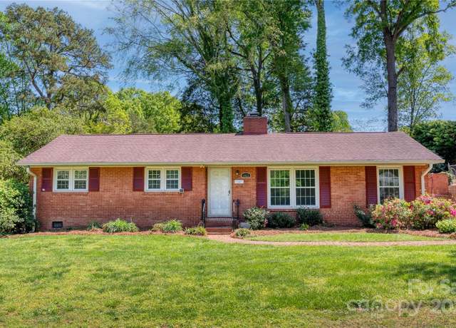 Property at 4925 Seacroft Rd, Charlotte, NC 28210, 3 beds, 2 baths