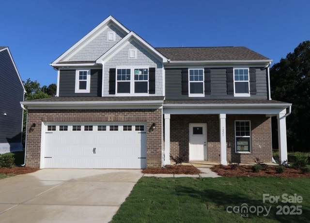 Property at 1223 Fremont Dr, Wingate, NC 28174, 3 beds, 2.5 baths
