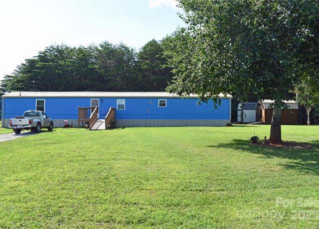 Property at 589 Owls Den Rd, Lincolnton, NC 28092, 3 beds, 2 baths