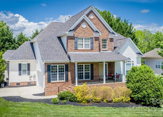 Property at 7245 Willow Brook Ct, Denver, NC 28037, 4 beds, 2.5 baths