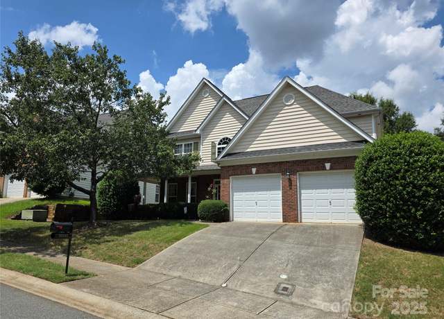 Property at 10341 Montrose Dr NW, Charlotte, NC 28269, 4 beds, 2.5 baths