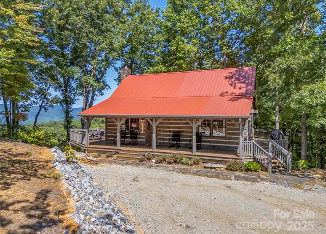 Property at 1549 Rixhaven Dr, Saluda, NC 28773, 3 beds, 2.5 baths