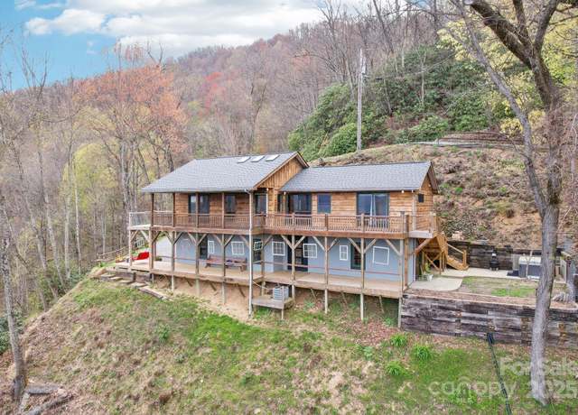 Property at 1426 Setzer Cove Rd, Maggie Valley, NC 28751, 2 beds, 3 baths