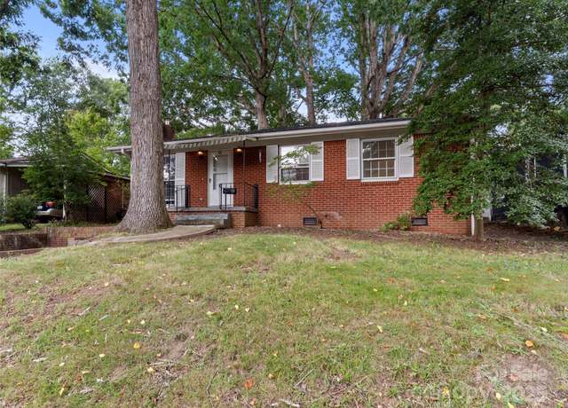 Property at 99 Nevada Ave, Asheville, NC 28806, 3 beds, 1.5 baths