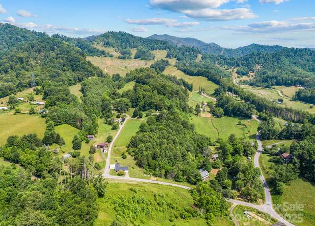 Property at 244 Carl Fox Rd, Burnsville, NC 28714, 3 beds, 1.5 baths