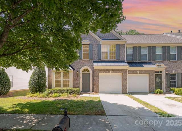 Property at 141 Cypress Landing Dr, Mooresville, NC 28117, 3 beds, 2.5 baths
