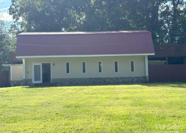 Property at 1805 Burkemont Ave, Morganton, NC 28655, 2 beds, 2 baths