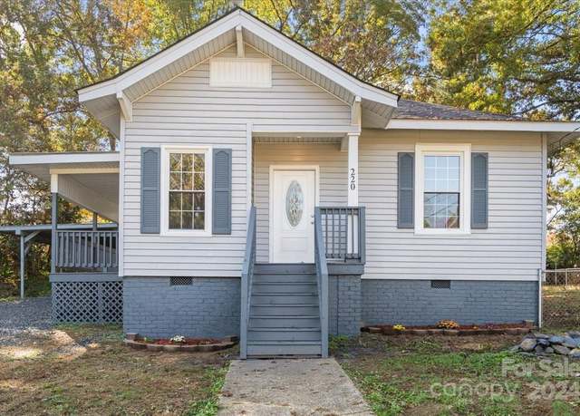 Property at 220 East St, Albemarle, NC 28001, 3 beds, 2 baths