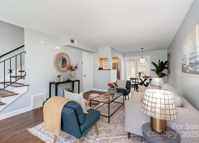 Property at 4329 Hathaway St Unit D, Charlotte, NC 28211, 2 beds, 1 bath