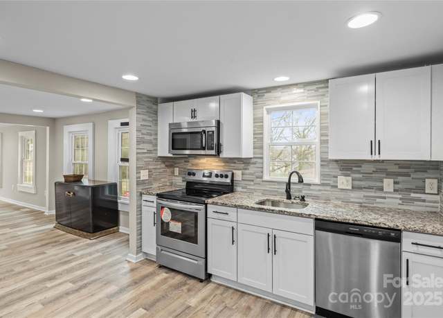 Property at 98 Ring Ave SW, Concord, NC 28025, 3 beds, 2 baths