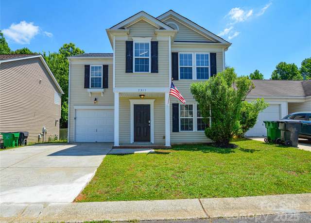 Property at 7311 Fig Ln, Charlotte, NC 28215, 3 beds, 2.5 baths