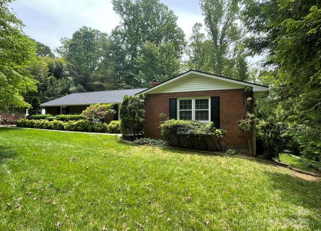Property at 38 Westridge Dr, Asheville, NC 28803, 5 beds, 3 baths