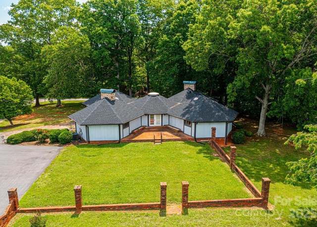 Property at 4275 Herman Sipe Rd, Conover, NC 28613, 5 beds, 4 baths