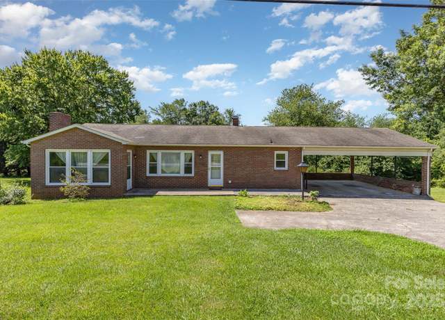 Property at 416 Pete Brittain Rd, Morganton, NC 28655, 3 beds, 1 bath