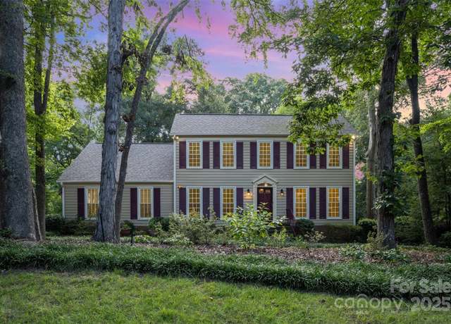Property at 3523 Foxridge Rd, Charlotte, NC 28226, 5 beds, 3.5 baths