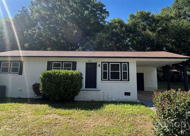 Property at 2334 Woodleaf Dr, Gastonia, NC 28052, 3 beds, 1 bath