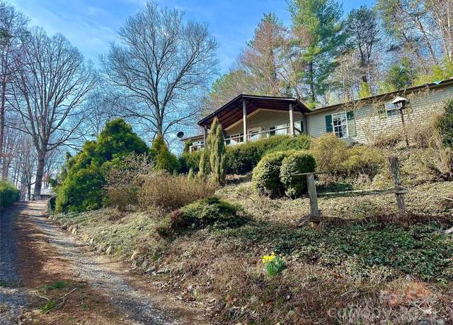 Property at 34 Berea Ct #15, Waynesville, NC 28786, 4 beds, 2 baths