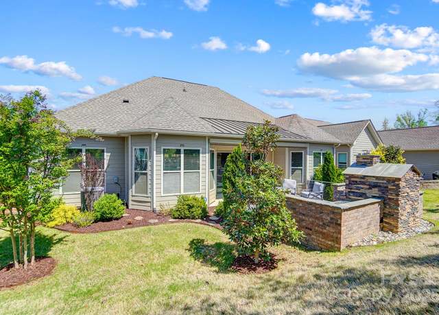 Property at 17315 Langston Dr, Charlotte, NC 28278, 3 beds, 2.5 baths