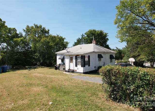 Property at 110 Sims Pkwy, Harrisburg, NC 28075, 2 beds, 1 bath