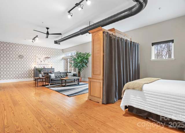 Property at 404 N Laurel Ave #18, Charlotte, NC 28204, 1 bed, 1 bath