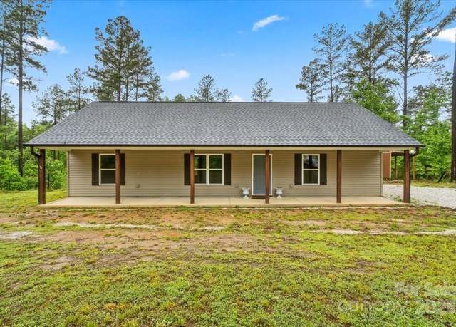 Property at 200 Mosley Rd, Blacksburg, SC 29702, 3 beds, 2 baths