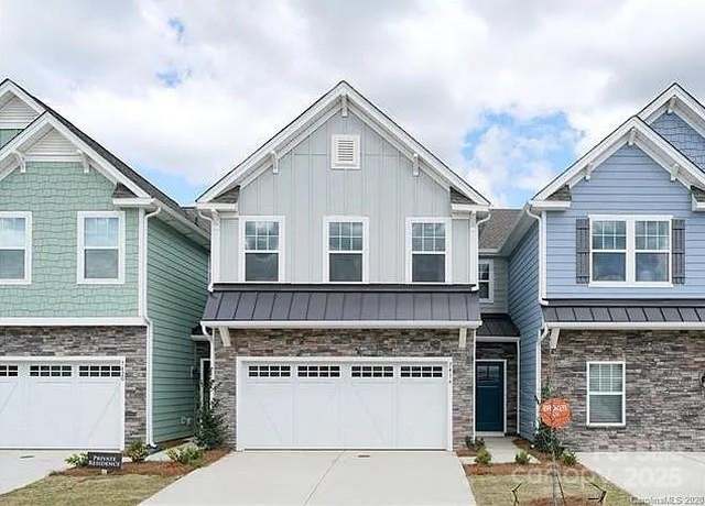 Property at 7416 Hartsfield Dr, Lancaster, SC 29720, 3 beds, 2.5 baths