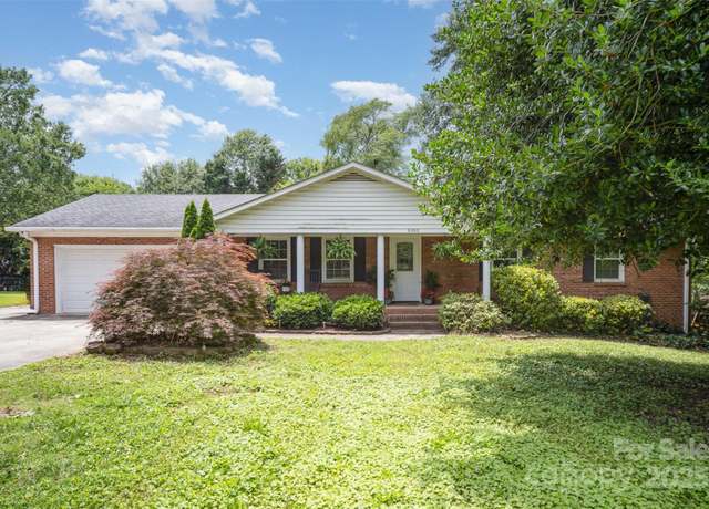 Property at 6300 Morehead Rd, Harrisburg, NC 28075, 3 beds, 3 baths
