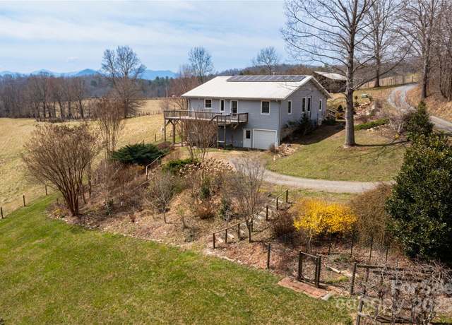 Property at 1510 Graham Rd, Marshall, NC 28753, 3 beds, 2 baths
