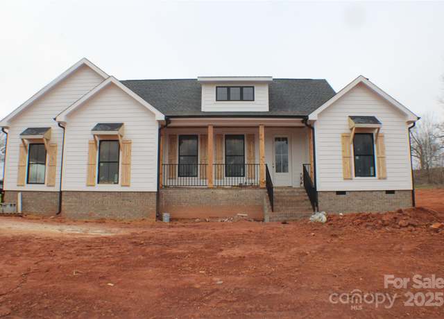 Property at 2657 Polo Ln, Maiden, NC 28650, 3 beds, 2.5 baths