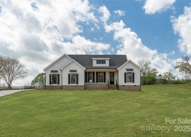 Property at 2657 Polo Ln, Maiden, NC 28650, 3 beds, 2 baths