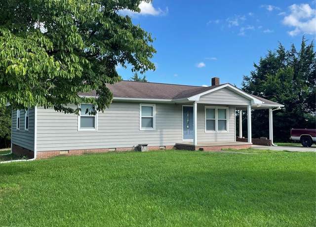 Property at 28518 Flint Ridge Rd, Albemarle, NC 28001, 3 beds, 1 bath