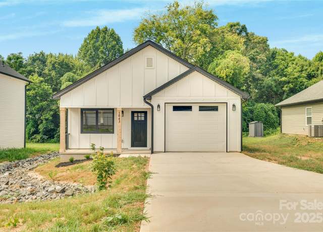 Property at 1043 Secor St, Statesville, NC 28677, 3 beds, 2 baths