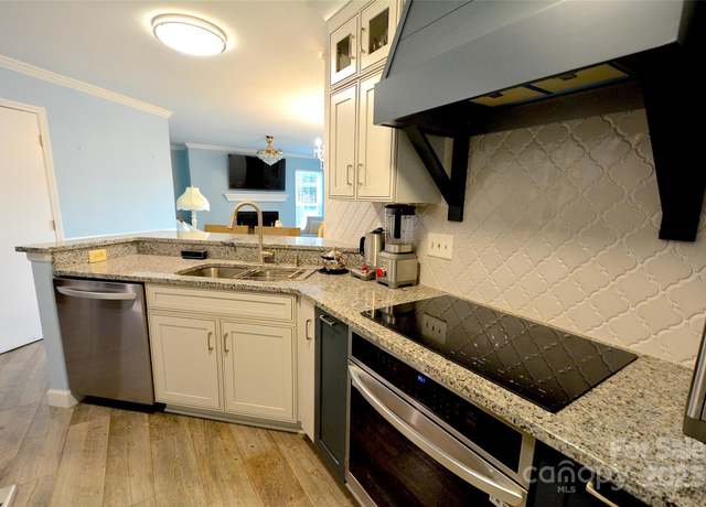 Property at 18867 Vineyard Point Ln, Cornelius, NC 28031, 2 beds, 2 baths