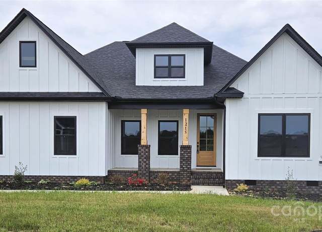 Property at 1215 Coppergate Dr, Salisbury, NC 28147, 4 beds, 3 baths