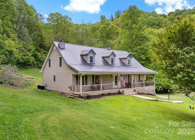 Property at 423 Cad Campbell Rd, Bakersville, NC 28705, 4 beds, 3 baths