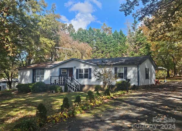 Property at 621 Hill Rd, Lincolnton, NC 28092, 3 beds, 2 baths