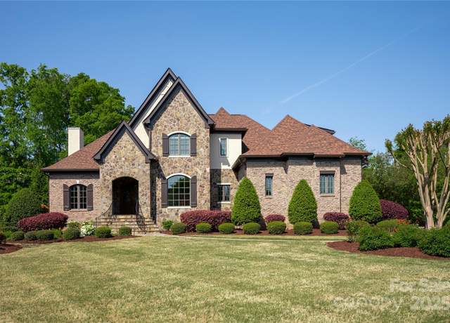 Property at 1304 Lookout Cir, Waxhaw, NC 28173, 4 beds, 3.5 baths