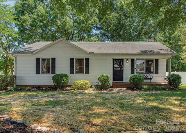 Property at 713 Springfield Dr NW, Concord, NC 28027, 3 beds, 1.5 baths