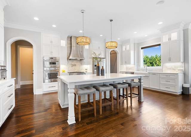 Property at 1311 Sunnys Halo Ln, Waxhaw, NC 28173, 6 beds, 6.5 baths
