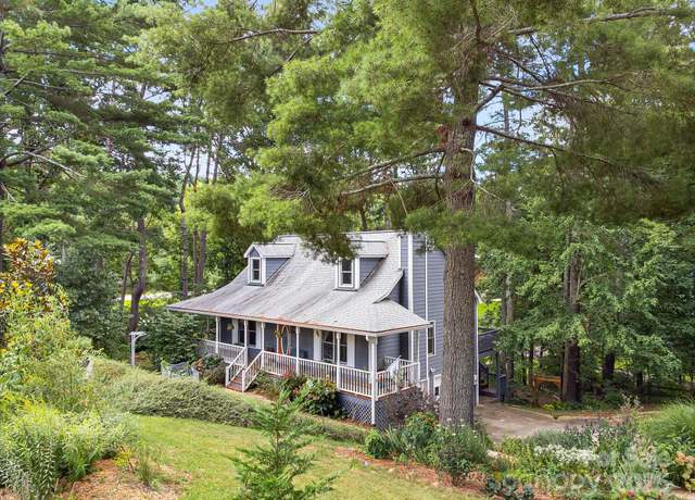 Property at 127 Forest Lake Dr, Asheville, NC 28803, 3 beds, 3.5 baths