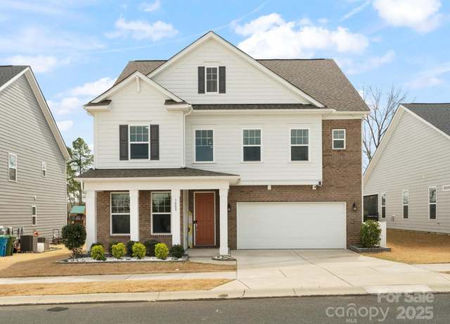 Property at 3008 Quinebaug Rd, Fort Mill, SC 29715, 5 beds, 4 baths