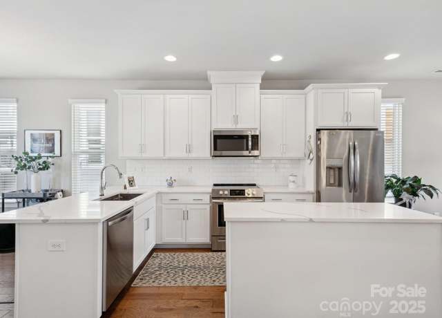 Property at 2111 Isom St, Charlotte, NC 28208, 3 beds, 3 baths