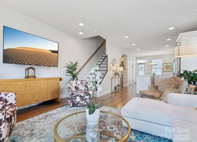 Property at 2111 Isom St, Charlotte, NC 28208, 3 beds, 3 baths