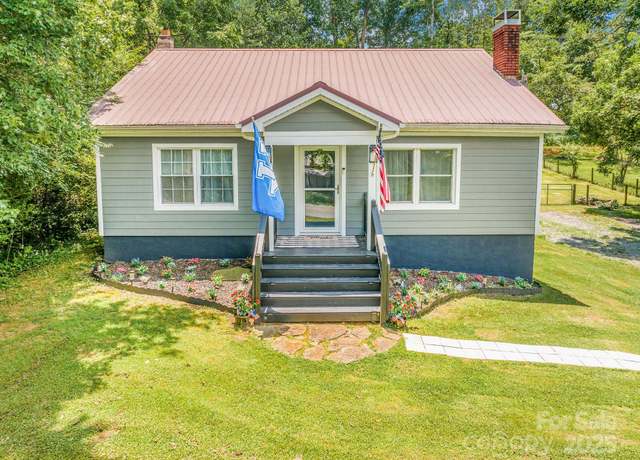 Property at 474 Glenwood Dr, Marion, NC 28752, 2 beds, 1 bath