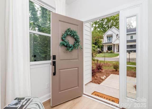 Property at 2507 Elon St, Charlotte, NC 28208, 3 beds, 2.5 baths