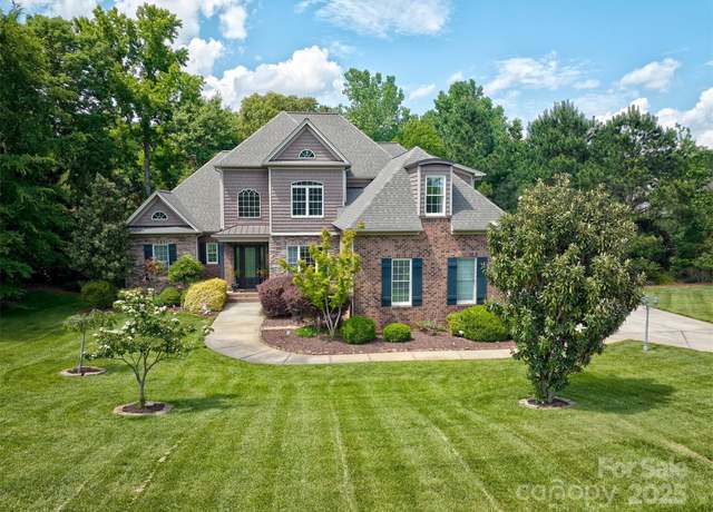 Property at 5826 Natoma Rd, Lake Wylie, SC 29710, 4 beds, 2.5 baths